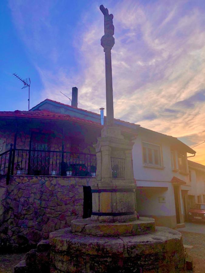 Casa Blanco Conde Hotel Laza Bagian luar foto